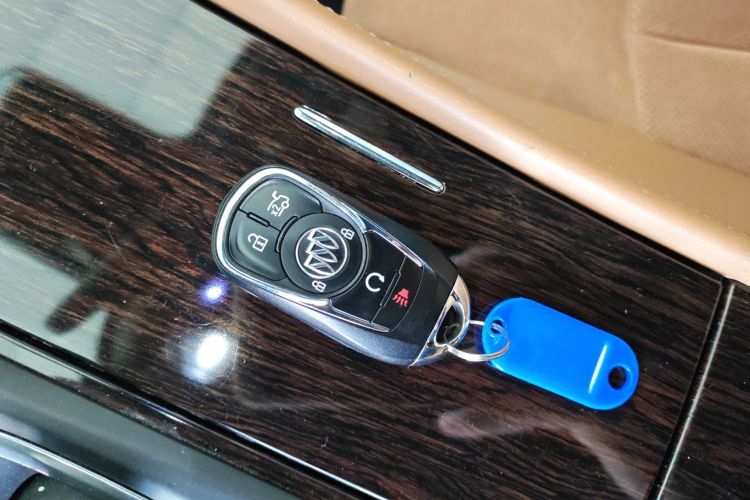 别克 君越 2016款 20T 豪华型中控内饰7001