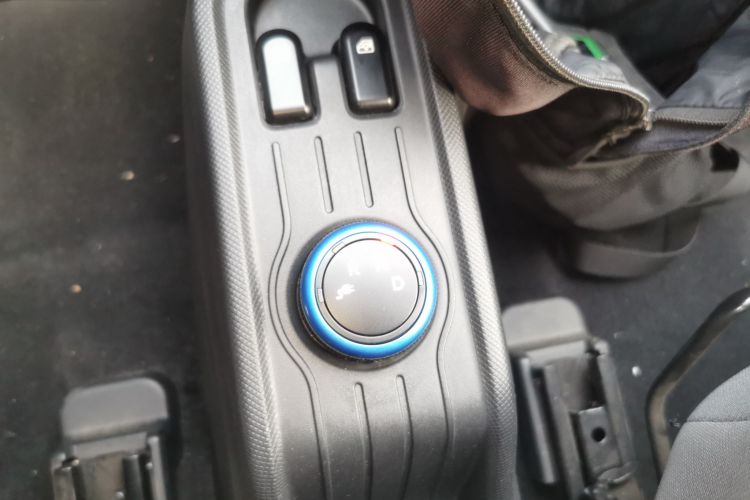 五菱汽车 宏光MINIEV 2022款 自在款 磷酸铁锂中控内饰18