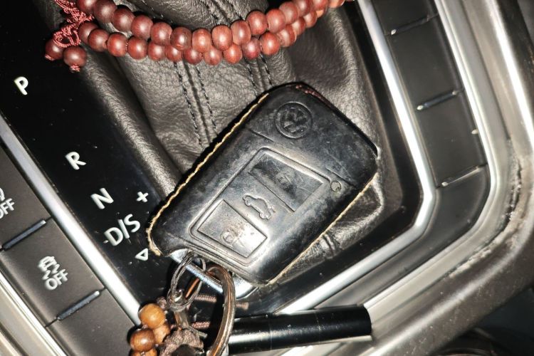 大众 蔚揽 2017款 380TSI 两驱舒行版中控内饰11