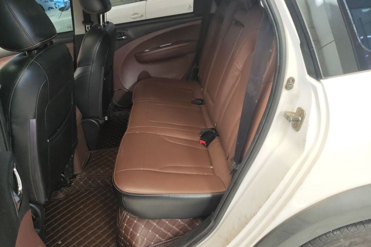 东风风行 景逸X5 2016款 1.6L 手动豪华型中控内饰21