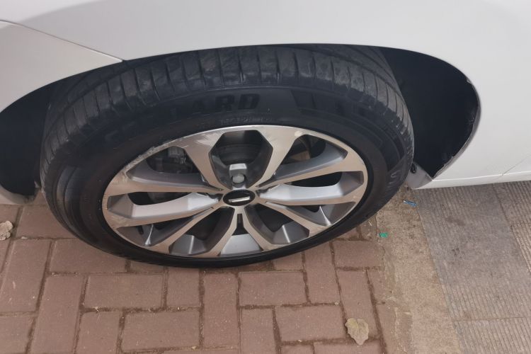 魏牌 VV7 2017款 2.0T 超豪型车身外观6007