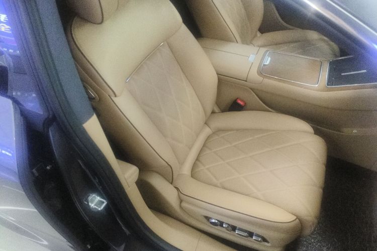 鸿蒙智行 享界S9 2024款 纯电 Ultra 四驱旗舰版局部细节41