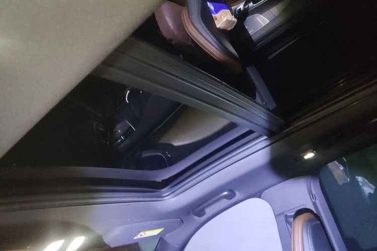 沃尔沃XC90 2024款 B6 智雅豪华版 7座中控内饰22