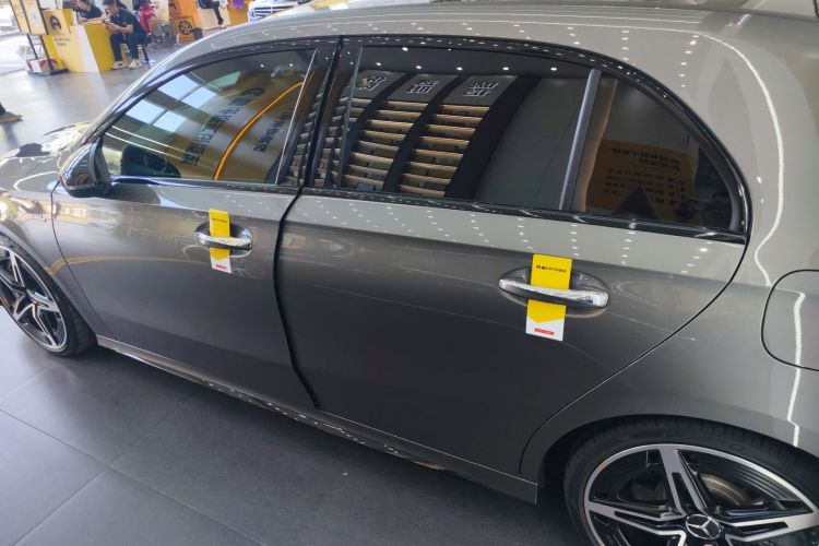 奔驰A级AMG(进口) 2024款 AMG A 35 4MATIC车身外观4