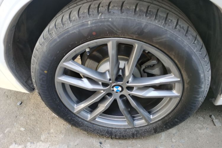 宝马X3 2020款  xDrive28i M运动套装车身外观6008