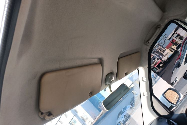 长安凯程 长安睿行M60 2023款 1.5L GDI精英型厢货2座中控内饰22