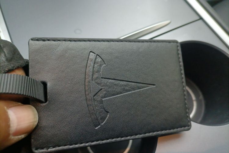 特斯拉 Model Y 2022款 改款 后轮驱动版中控内饰11