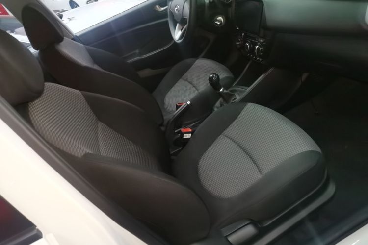 现代 瑞纳 2017款 1.4L 手动焕新版 国V局部细节41