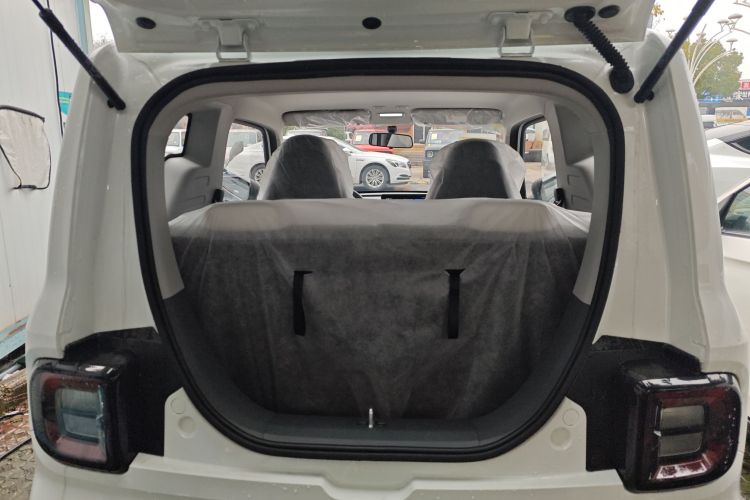 吉利银河 熊猫 2025款 210km 元气熊机舱底盘23