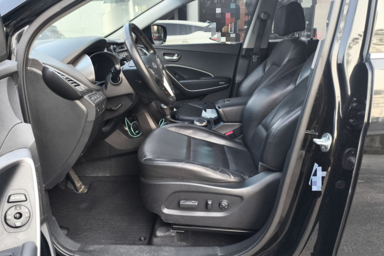 现代 胜达 2015款 2.0T 自动四驱智能型 5座中控内饰19