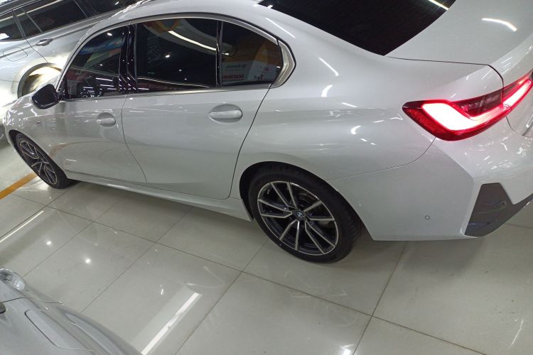 宝马3系 2024款 325Li M运动套装车身外观4