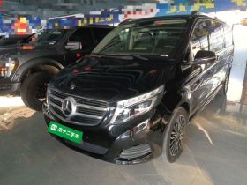 奔驰V级 2018款 V 260 L 尊贵加长版 国VI