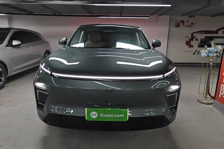 星途 星纪元 ET 2024款 增程 200 Pro车身外观2