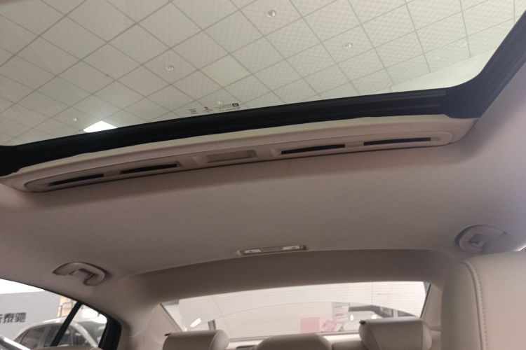 别克 君威 2020款 552T 精英型局部细节22