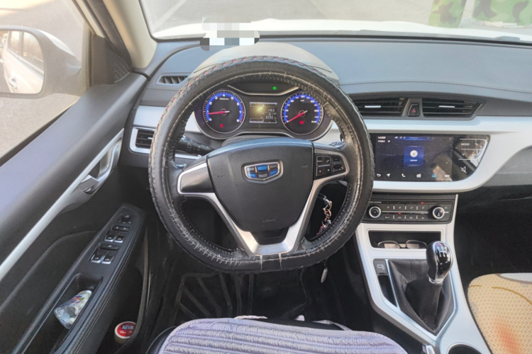 吉利汽车 远景 2018款 1.5L 手动幸福版中控内饰13