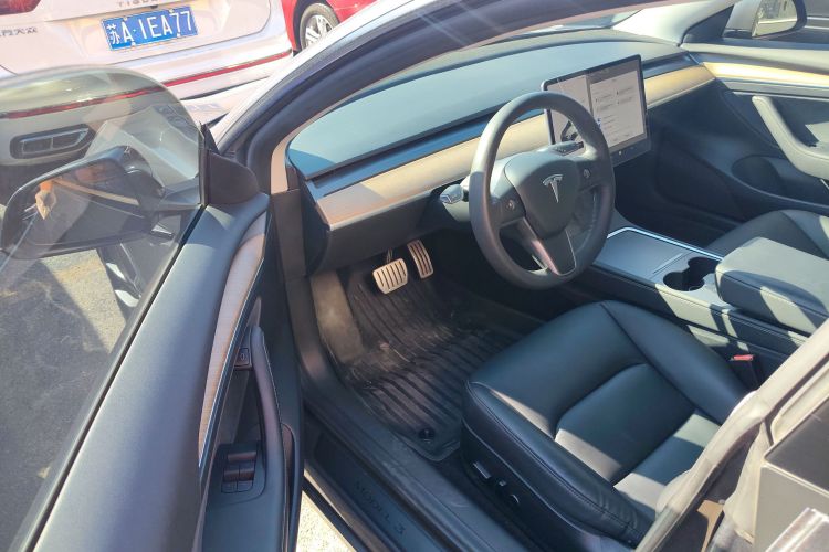 特斯拉 Model 3 2021款 Performance高性能全轮驱动版中控内饰20