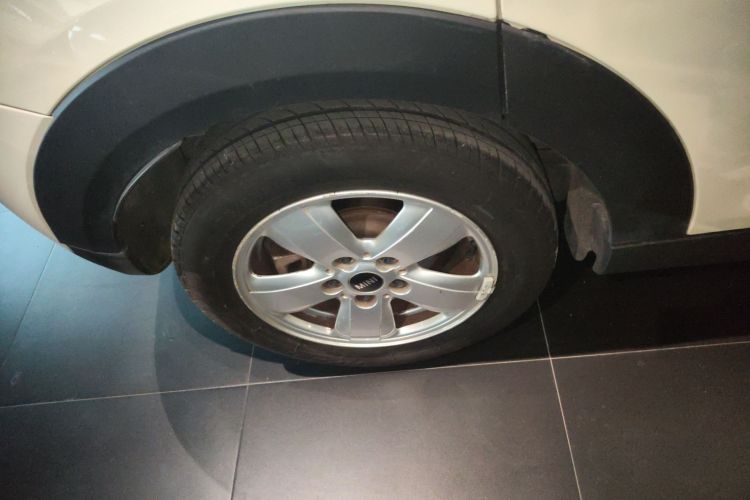 MINI 2015款 1.2T ONE 五门版车身外观6008