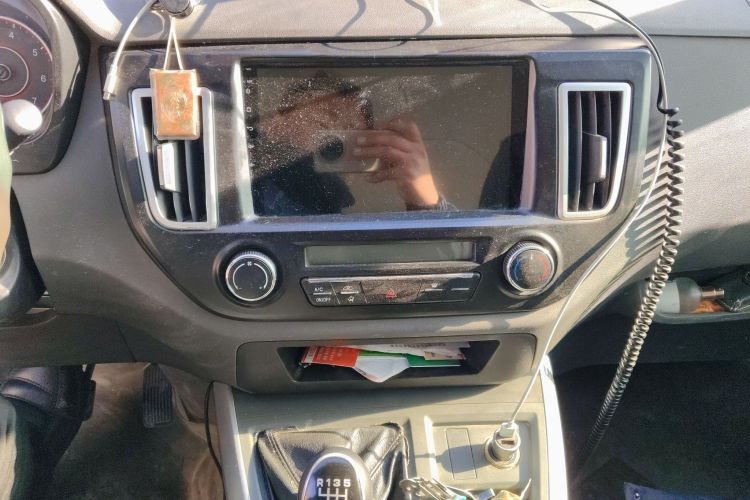 金杯海狮王 2021款 2.0L城运王系列畅运型高顶6座1TZS中控内饰16