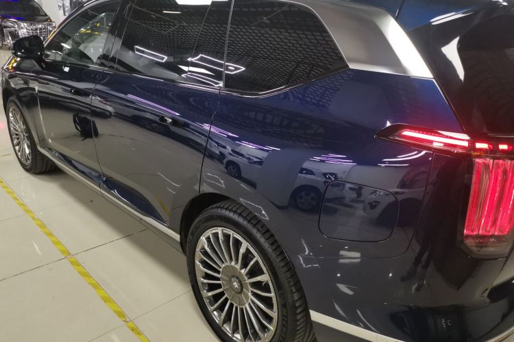 昊铂HL 2025款 700 Ultra六座四驱激光雷达版车身外观6003