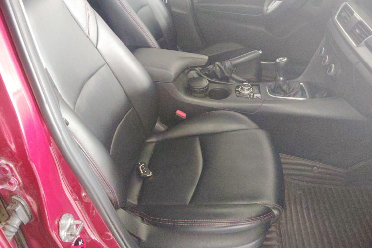 马自达3 昂克赛拉 2016款 三厢 1.5L 手动舒适型局部细节41