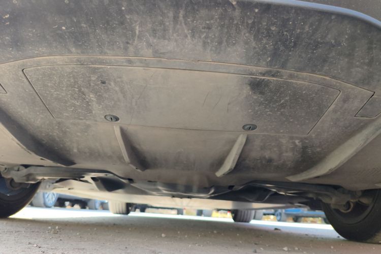 特斯拉 Model 3 2023款 后轮驱动版局部细节9009