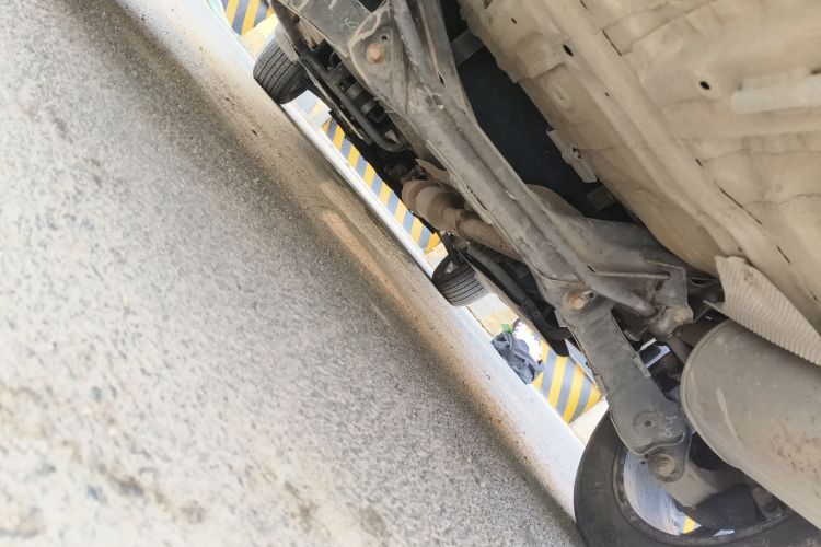 东风风神AX7 2018款 经典 1.6T 自动豪华型局部细节9009