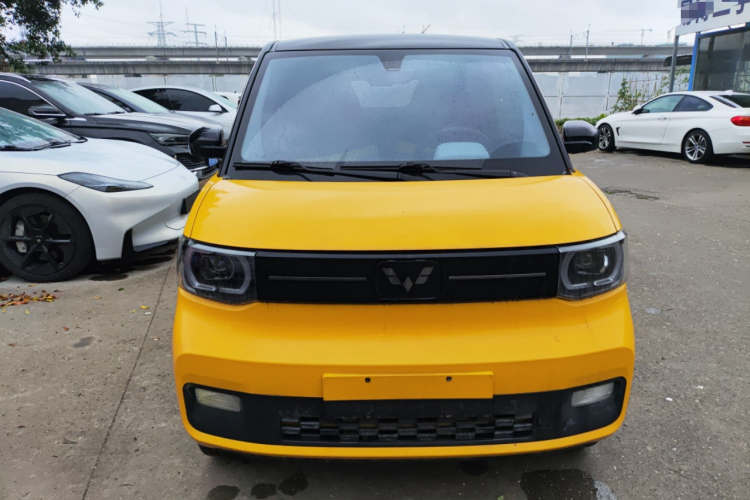 五菱汽车 宏光MINIEV 2022款 马卡龙时尚款 磷酸铁锂车身外观2