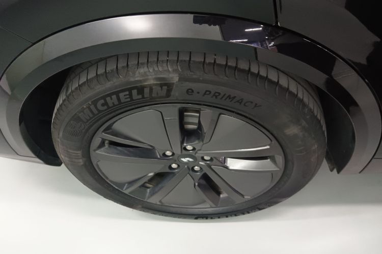 理想汽车 理想L8 2024款 Pro车身外观6008