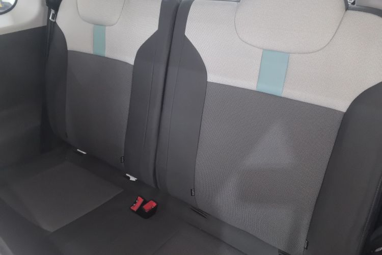 长安启源 长安Lumin 2022款 210km 香甜款中控内饰7004