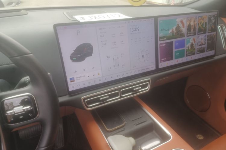理想汽车 理想L8 2024款 Pro中控内饰16