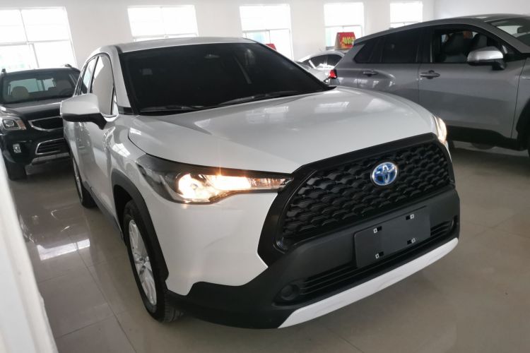 丰田 卡罗拉锐放 2023款 双擎 2.0L 先锋版车身外观6002