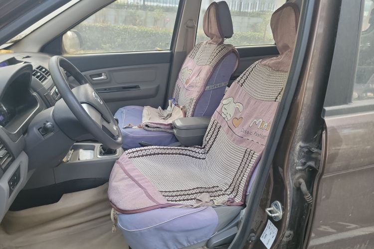 北汽威旺M20 2014款 1.5L实用型BJ415A中控内饰19