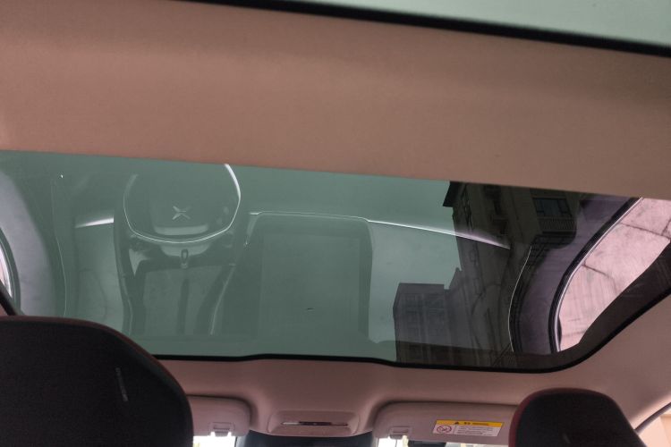 小鹏P7 2022款 670E+局部细节22