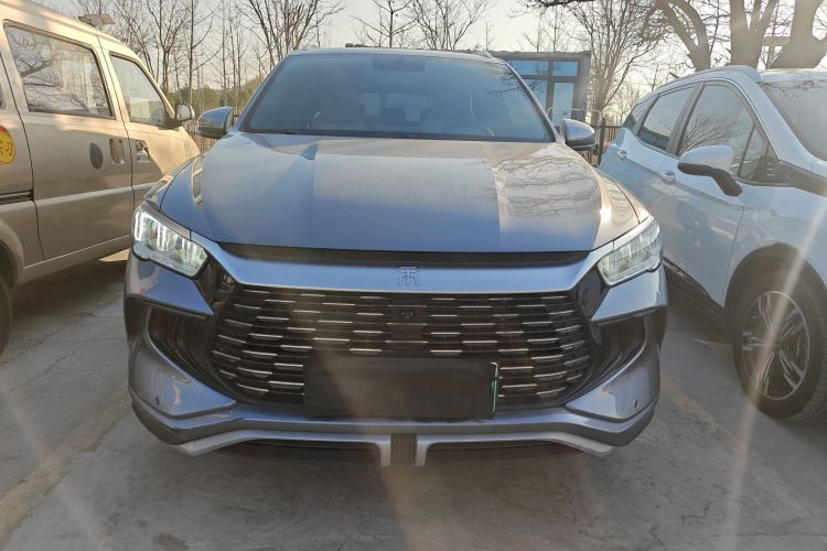 比亚迪 宋Pro新能源 2024款 荣耀版 DM-i 71KM领航型车身外观2