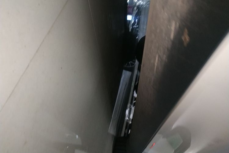 特斯拉 Model Y 2023款 长续航全轮驱动版局部细节9002