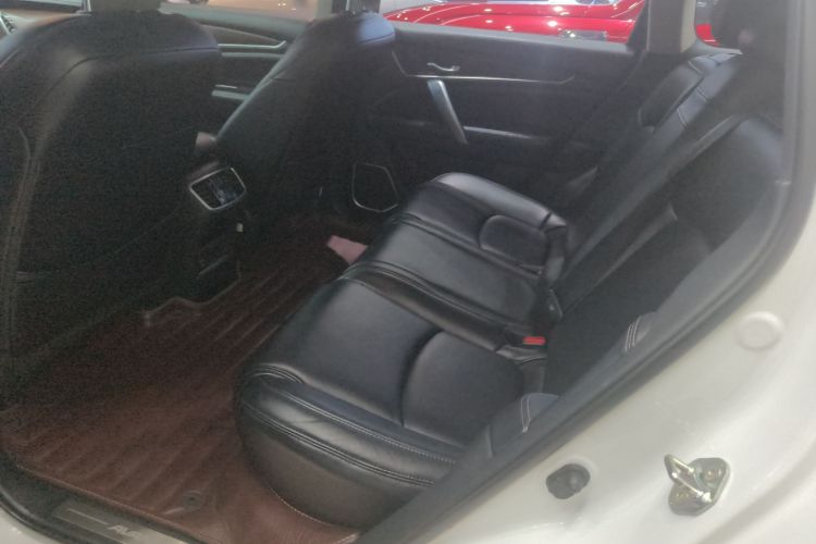 本田 冠道 2017款 240TURBO 两驱精英版中控内饰21