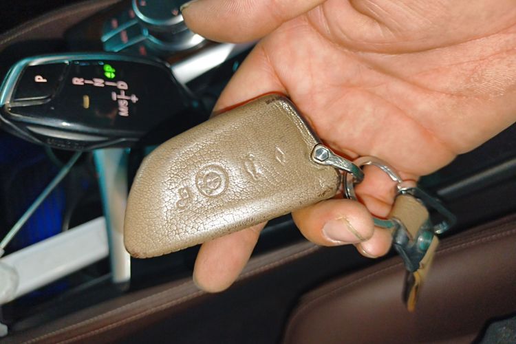 宝马5系 2018款 525Li 豪华套装中控内饰11