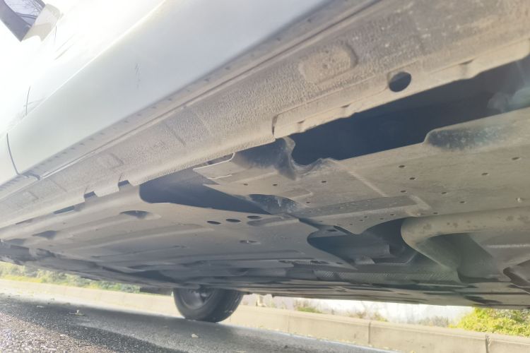 雪铁龙 凡尔赛C5 X 2021款 1.6T 耀不凡局部细节9004