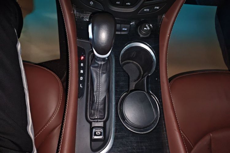 别克 昂科威 2018款 28T 四驱精英型中控内饰18