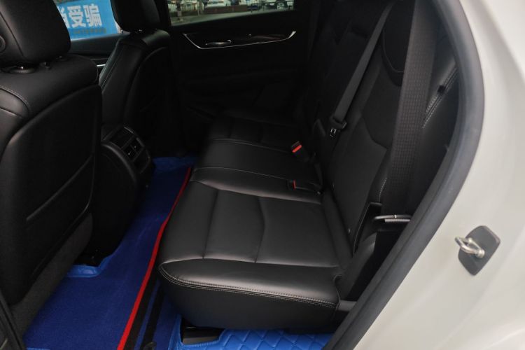 凯迪拉克XT5 2022款 2.0T 四驱豪华型（蜂鸟版）中控内饰21