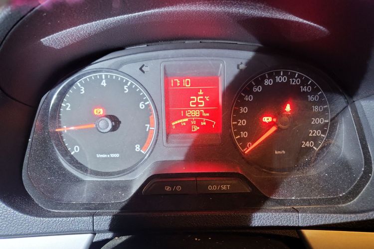 大众 捷达 2013款 1.6L 手动舒适型中控内饰14