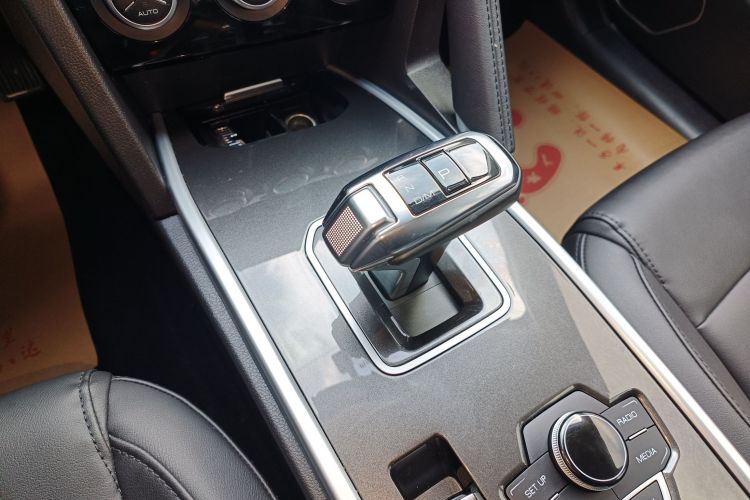 哈弗H6 2018款 运动版 1.5T 自动两驱精英型 国V中控内饰18