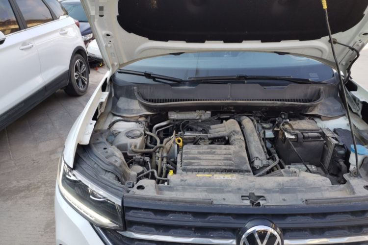 大众 探影 2021款 200TSI DSG 悦智联版机舱底盘25