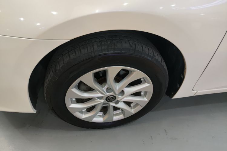 日产 轩逸 2019款 1.6XV CVT智联尊享版 国VI车身外观6007