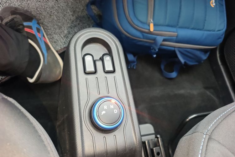 五菱汽车 宏光MINIEV 2020款 自在款 磷酸铁锂中控内饰18