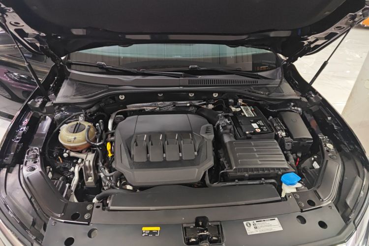 大众 帕萨特 2023款 330TSI 星空精英版机舱底盘24