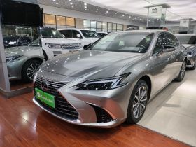 雷克萨斯ES 2025款 200 臻享版