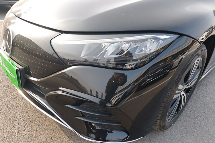 奔驰EQE 2025款 500 4MATIC 先锋版局部细节36