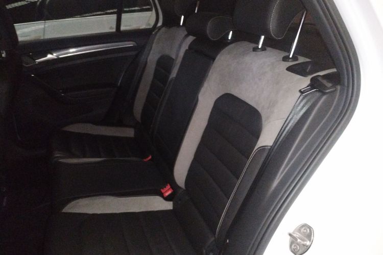 大众 高尔夫 2020款 挚爱版 280TSI DSG R-Line中控内饰21