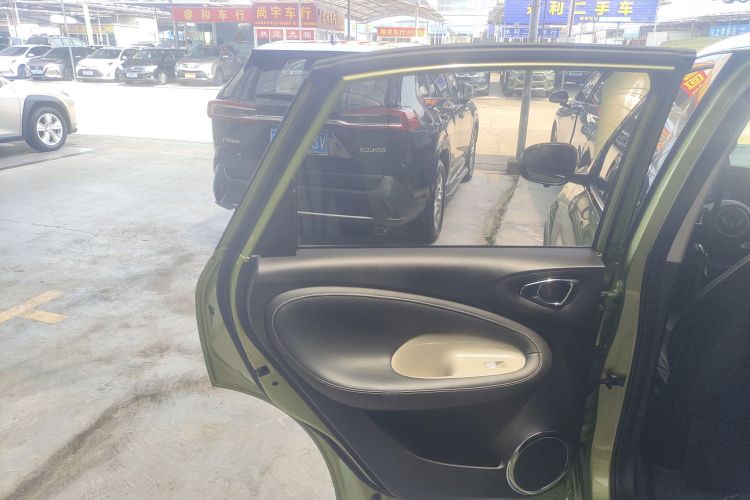 五菱汽车 五菱缤果 2023款 333km 悦享款中控内饰49